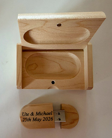 USB presentation box & Engraved USB stick - Font and designed is chosen by couple